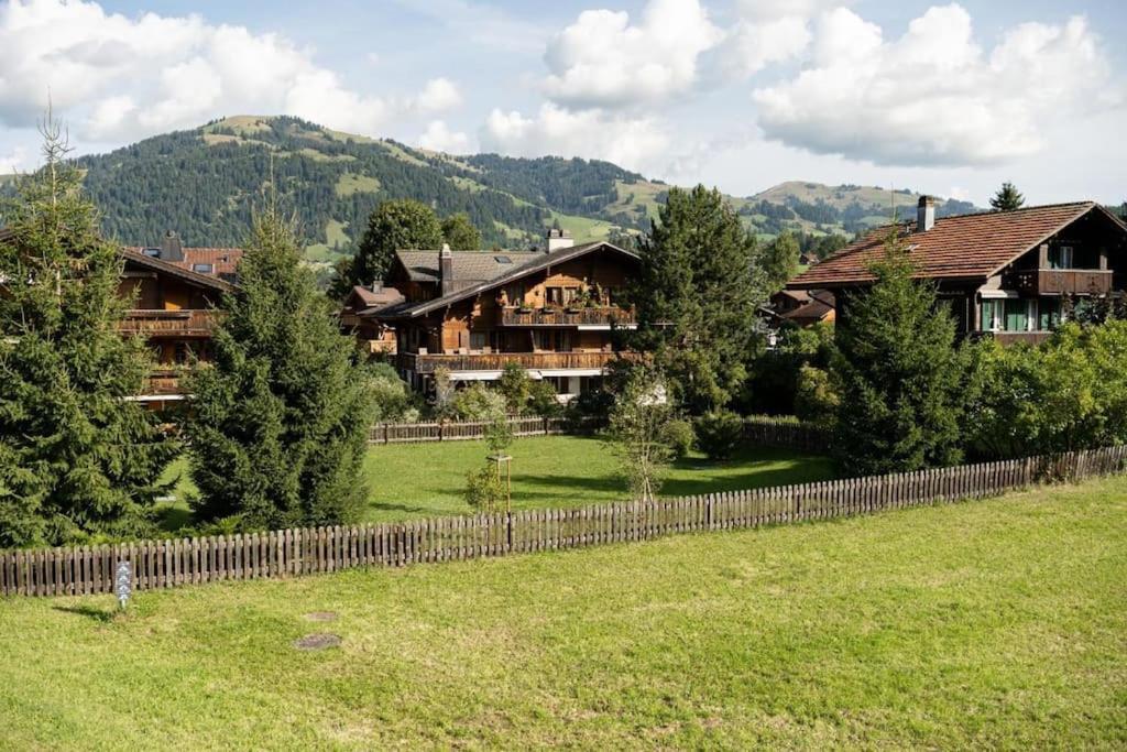 Charming Alpine Apartment Gstaad Zewnętrze zdjęcie