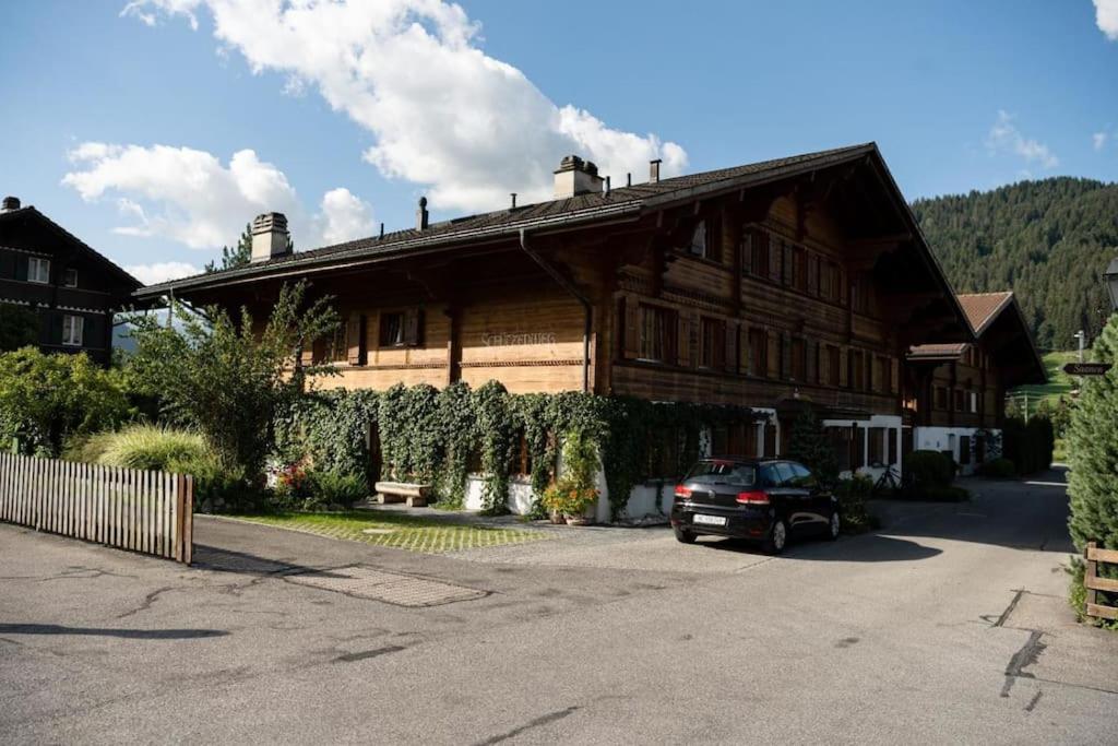 Charming Alpine Apartment Gstaad Zewnętrze zdjęcie